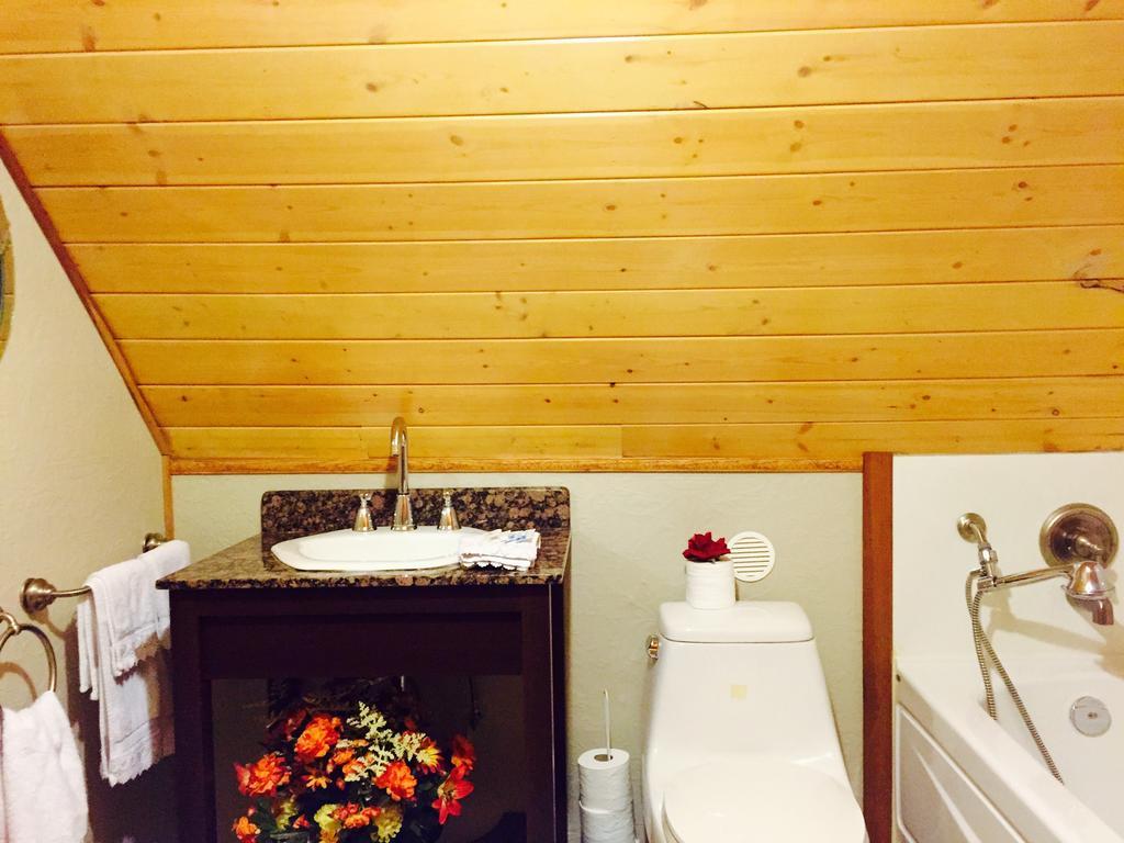 Luna Bed & Breakfast Grand Forks Ruang foto