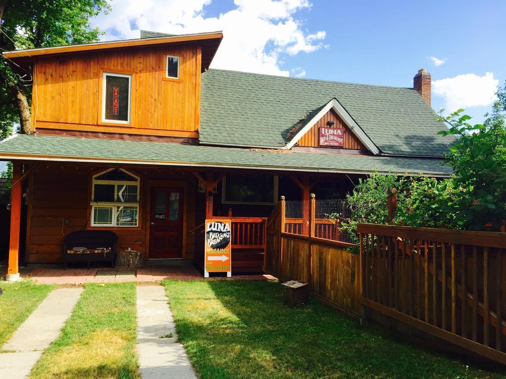 Luna Bed & Breakfast Grand Forks Bagian luar foto